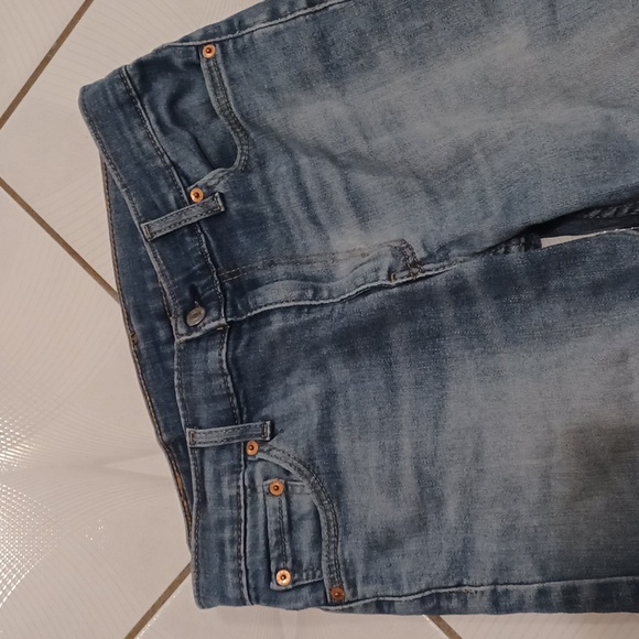 4/$60 Faded Levi Jeans - Size W30 L32 - Picture 4 of 8